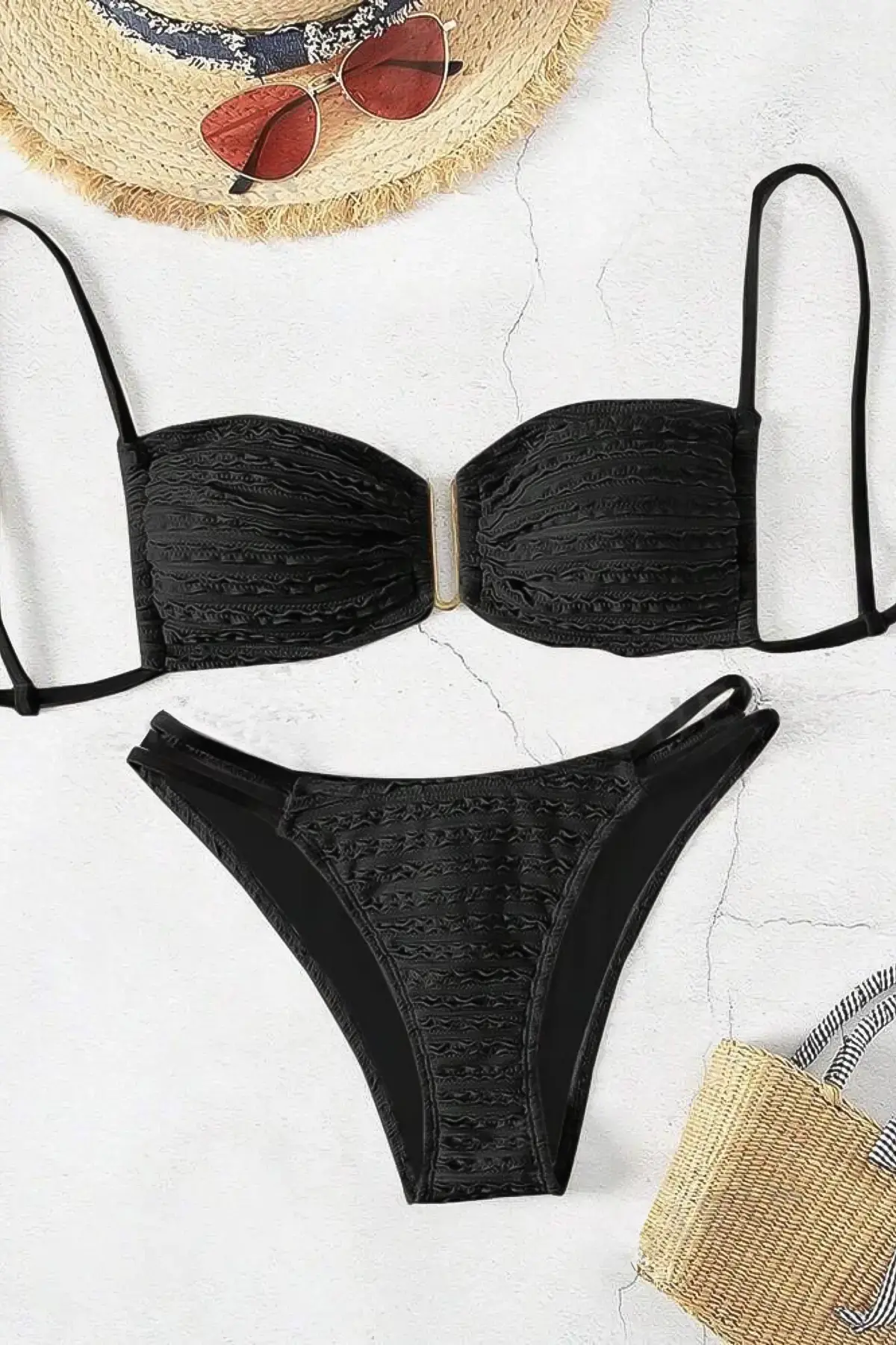 Siyah Dantel Detaylı Bandeau Bikini Takımı Siyah